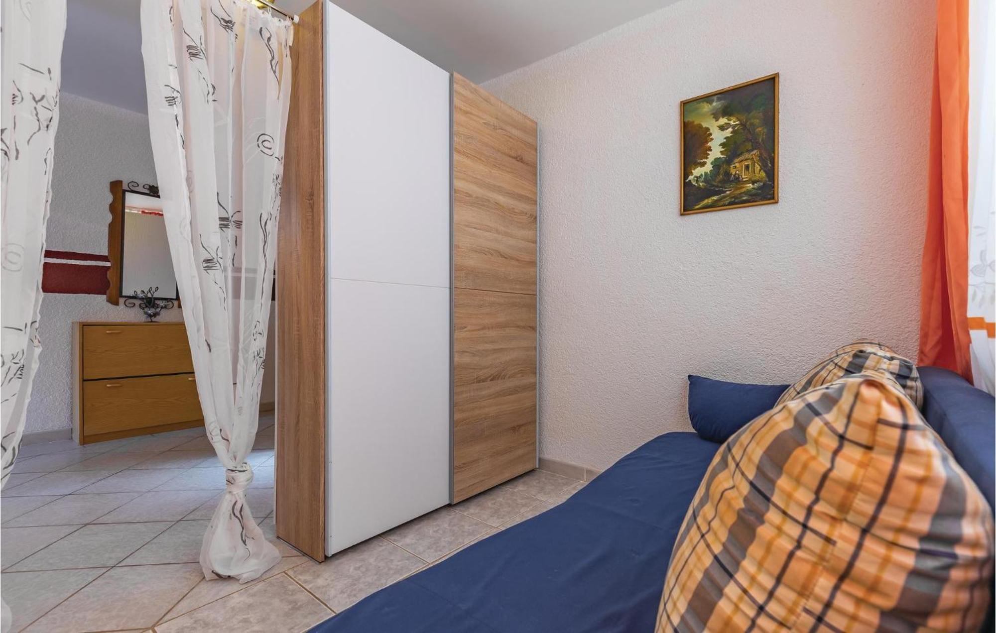 3 Bedroom Awesome Apartment In Pavicini Екстер'єр фото
